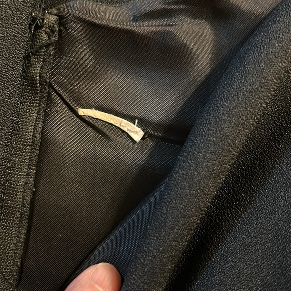 Black Off the Shoulder Evening Dress. Sz. 10/12 - Picture 9 of 11